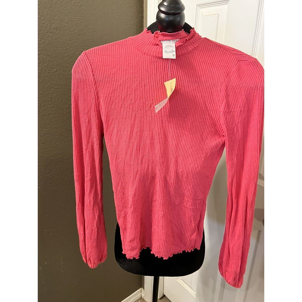 American Rag Raspberry Sherbet Long Sleeve‎ Top Thin Sweater Size Small